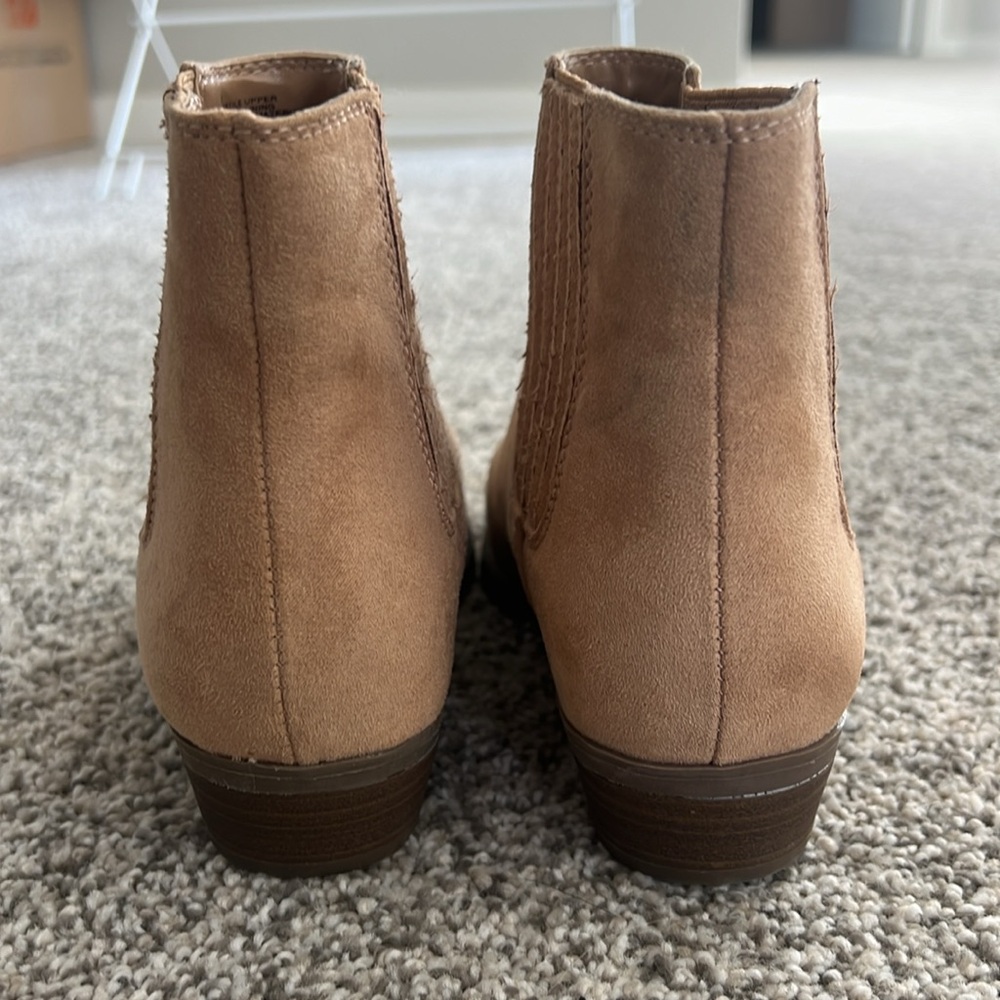Booties - Picture 3 of 4